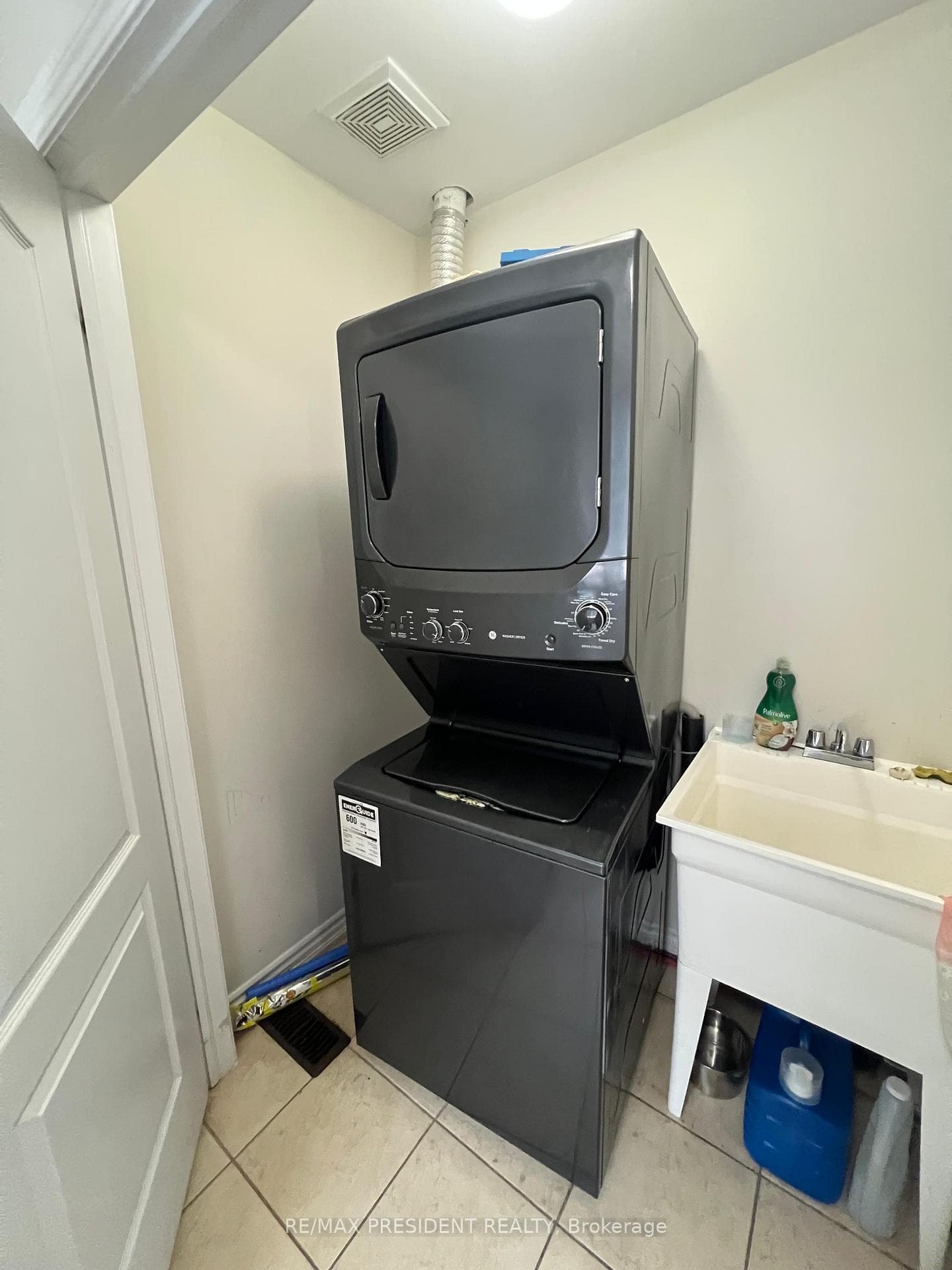 13 Sprucewood Road photo 10