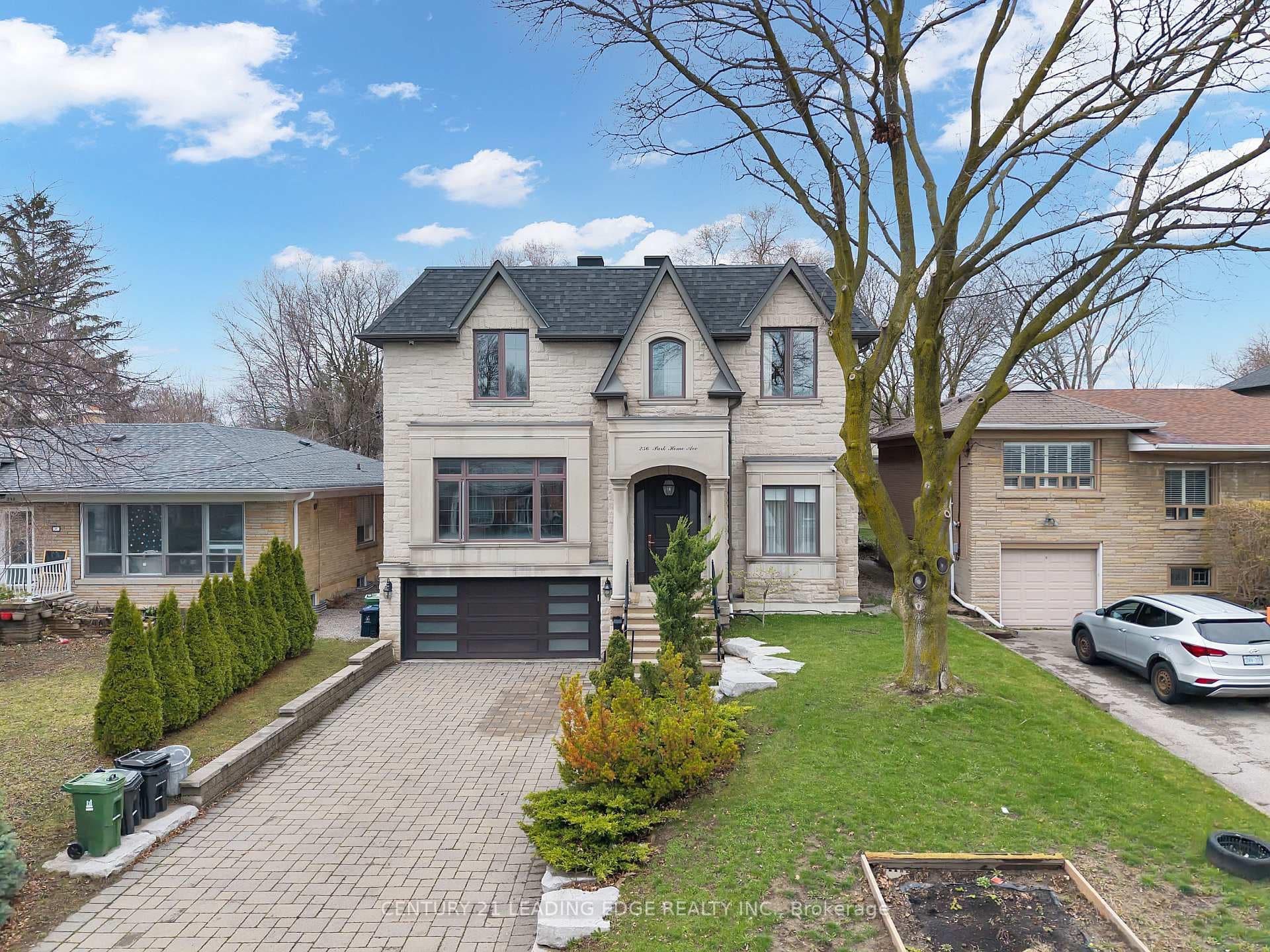 256 Park Home Avenue photo 2