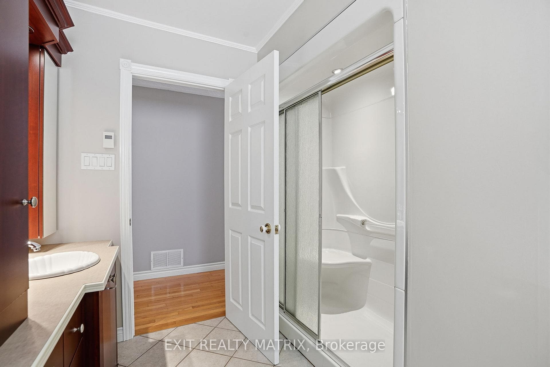 685 Station Rd Road photo 17