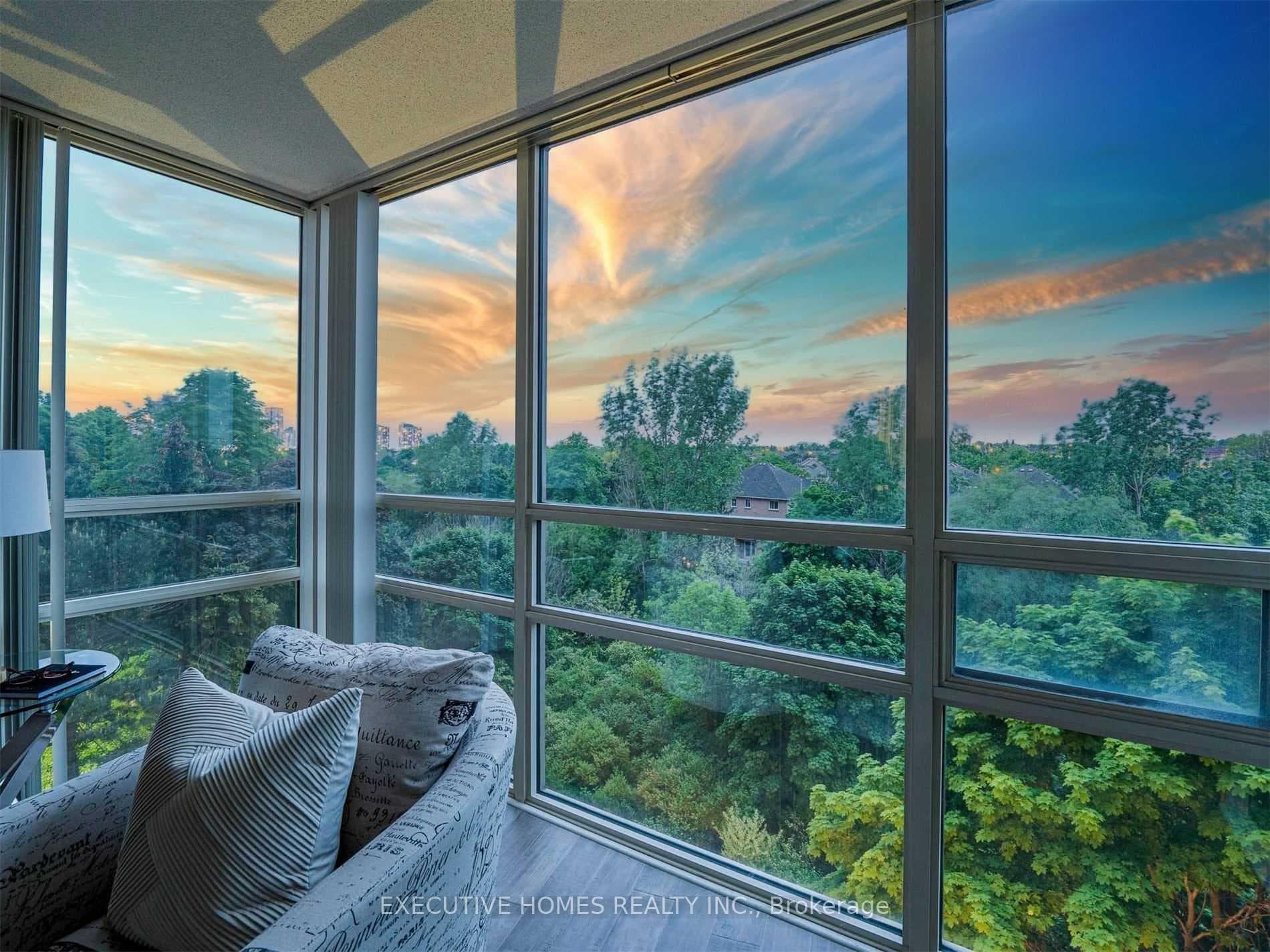 50 Eglinton Avenue Unit 409 photo 6