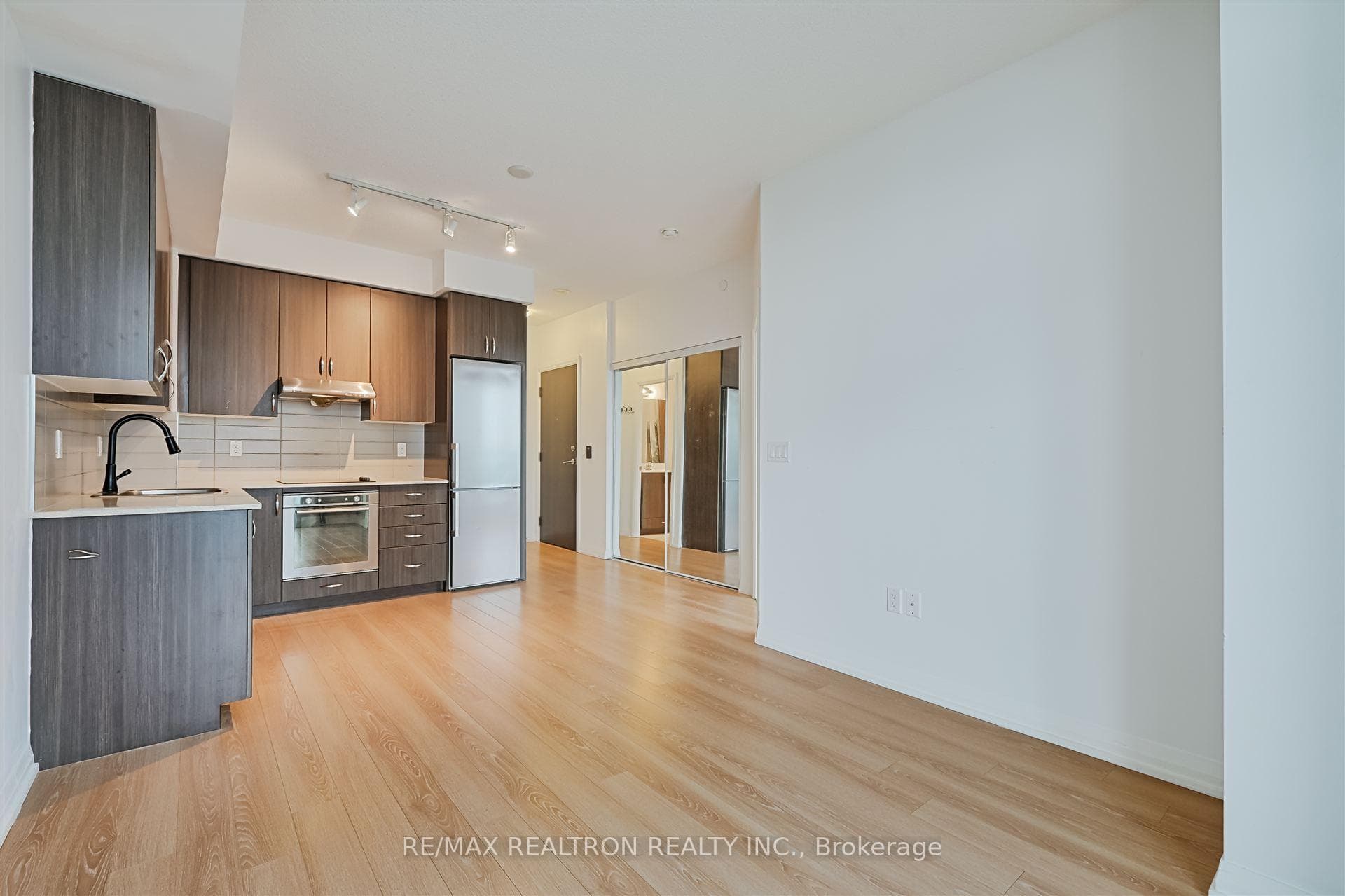 55 Ann O'Reilly Road Unit 2412 photo 15
