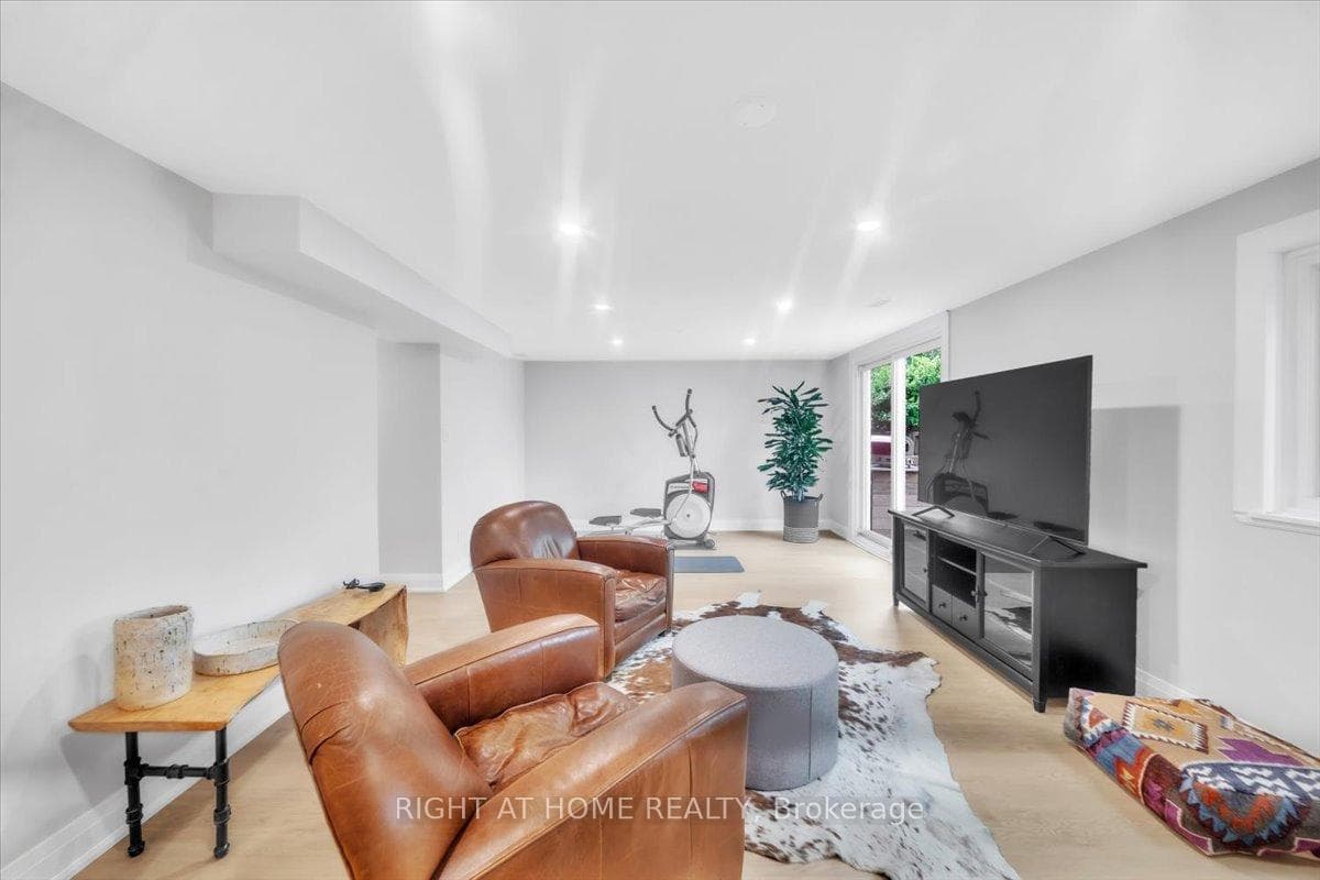 2301 Devon Road photo 19