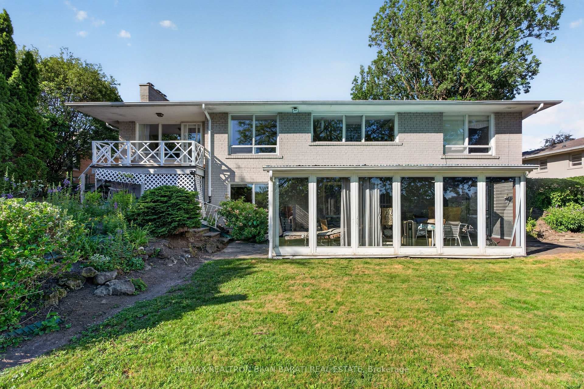 14 Heathview Avenue photo 43