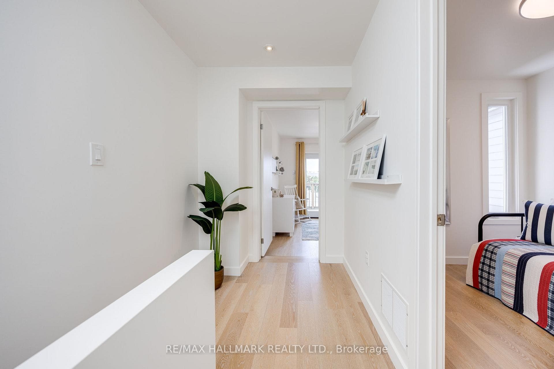 9 Myrtle Avenue photo 16