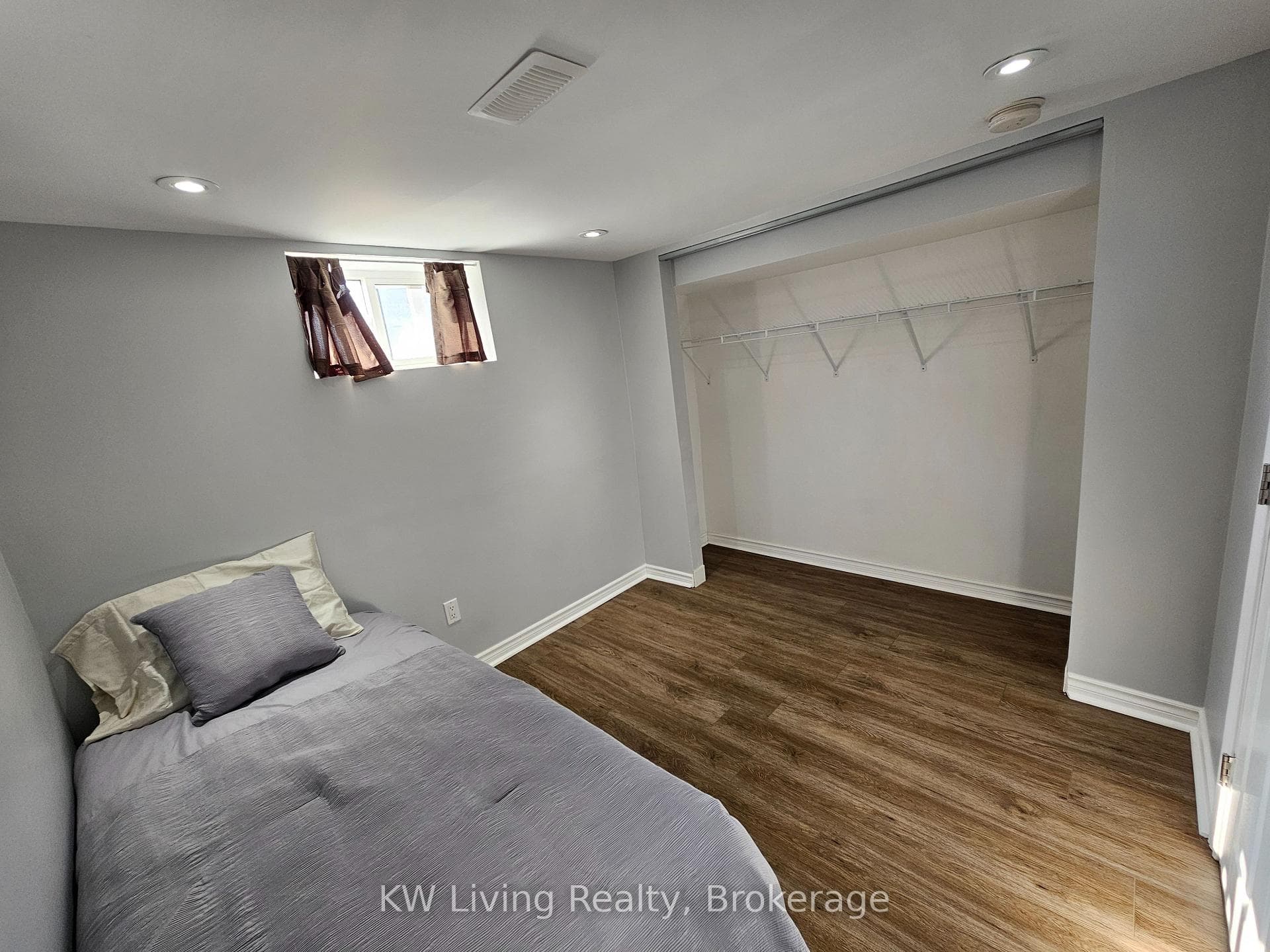 601 Perry Street photo 26