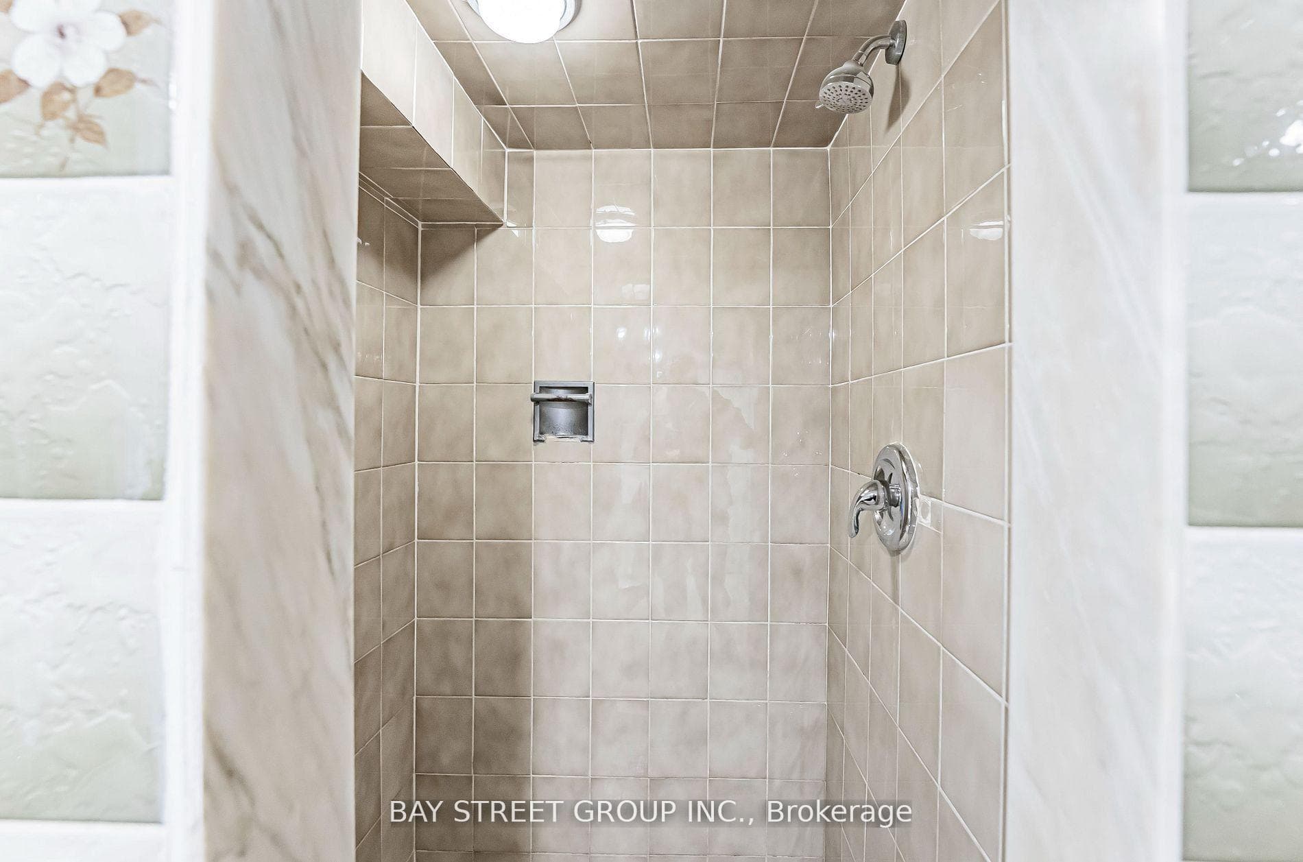51 Rockport Crescent photo 18