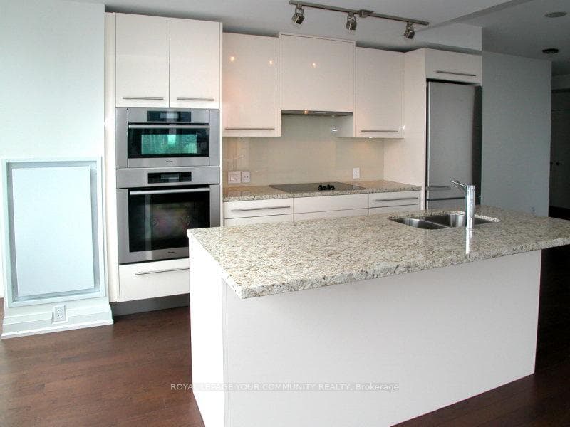 80 John Street Unit 3011 photo 8