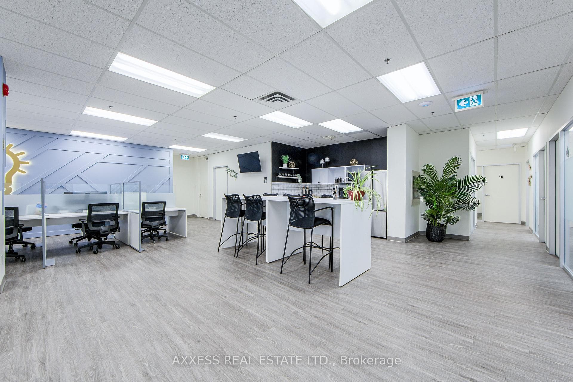 30 Eglinton Avenue Unit 400 photo 21