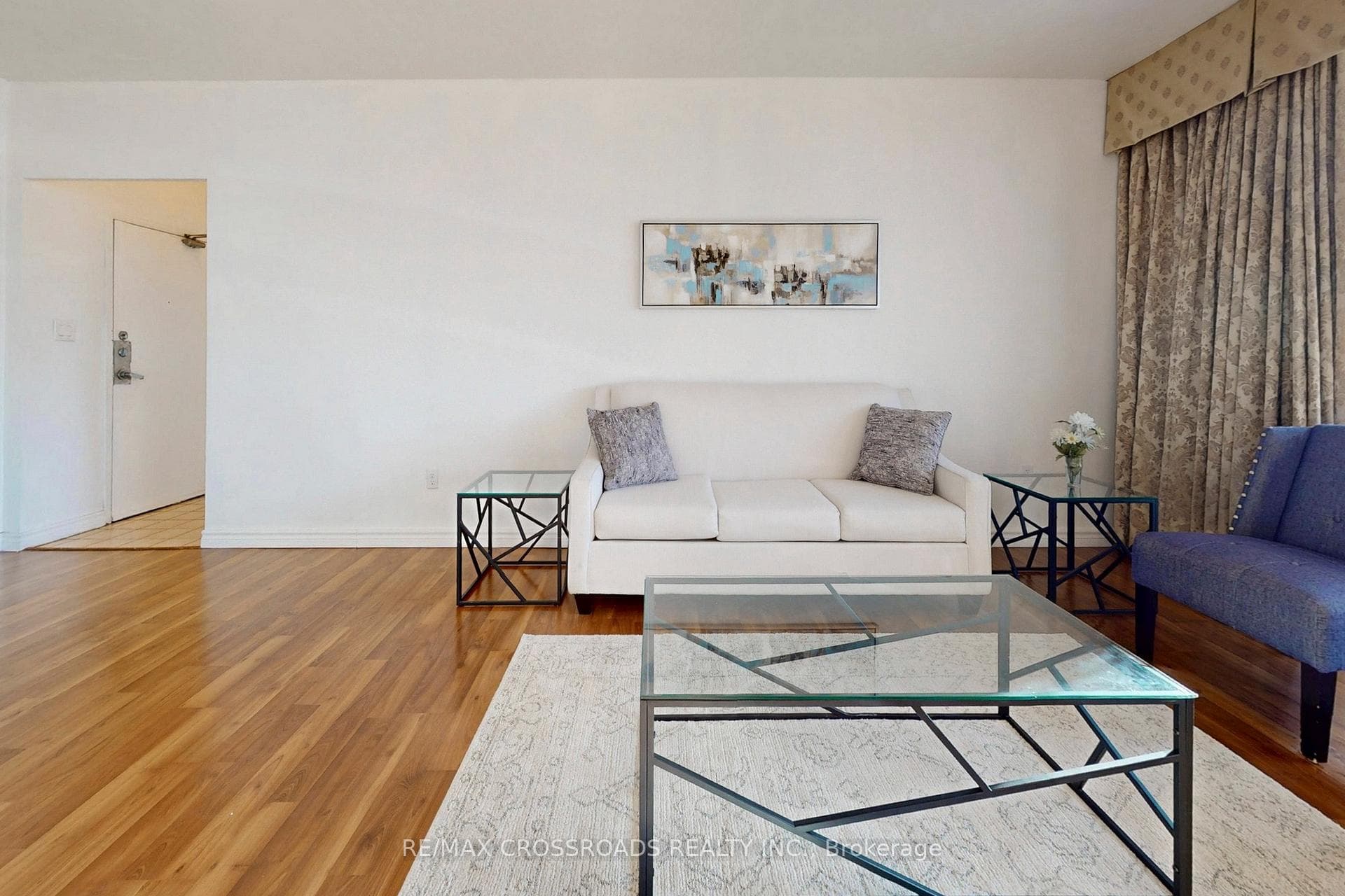 5 Massey Square Unit Ph18 photo 9