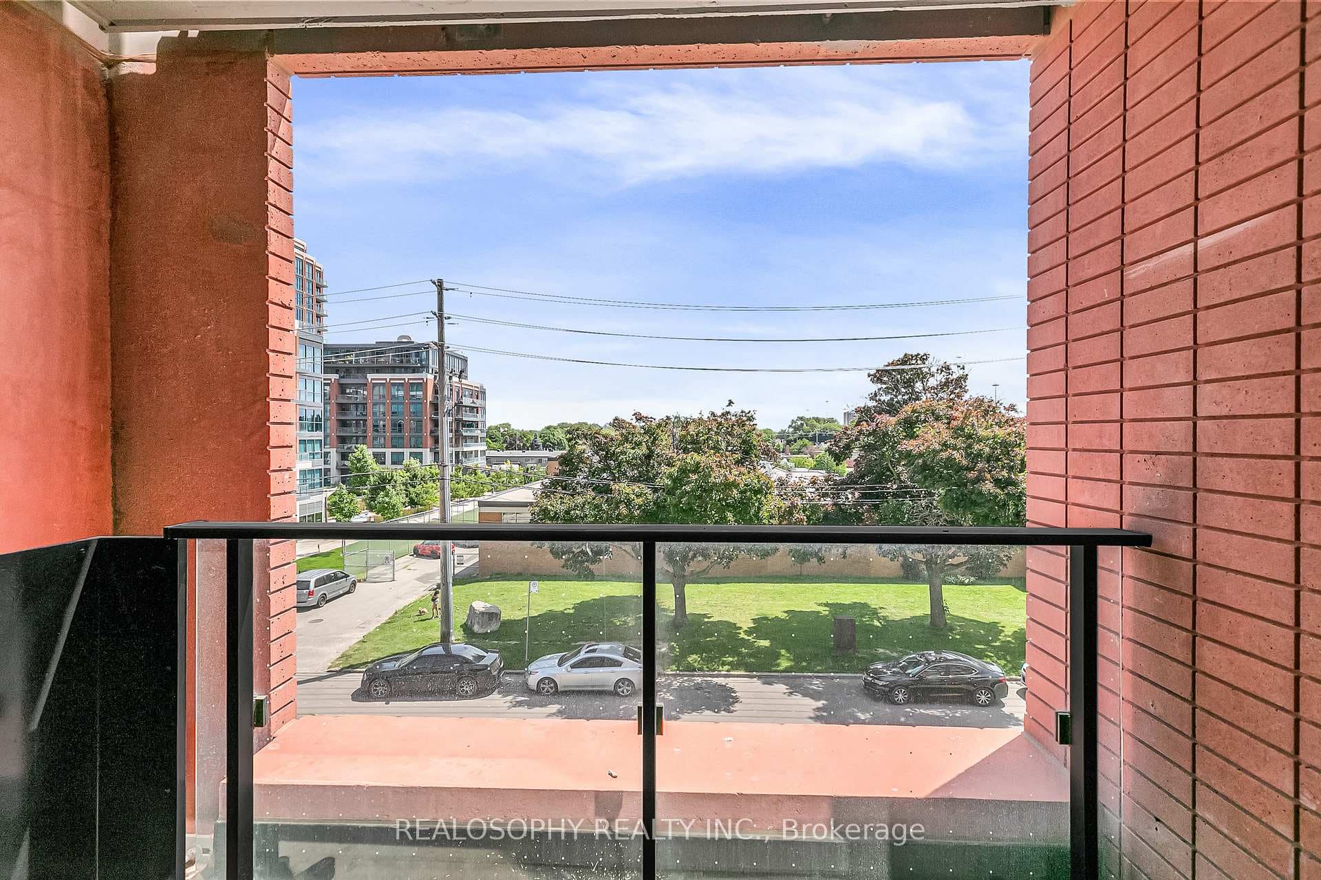 8 Tippett Road Unit 306 photo 20