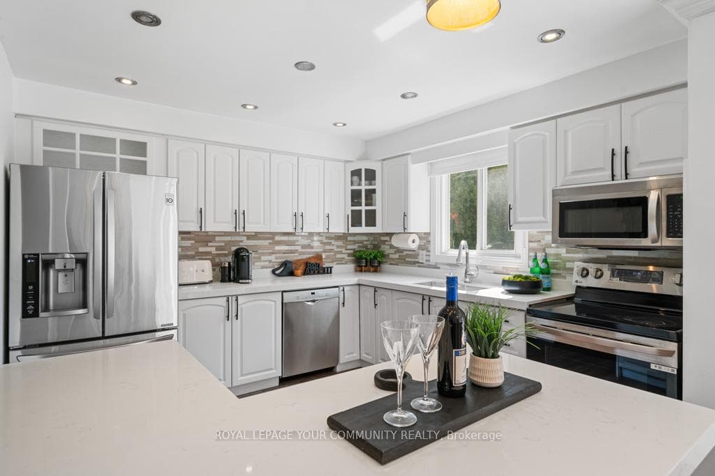 65 Westhampton Drive photo 7
