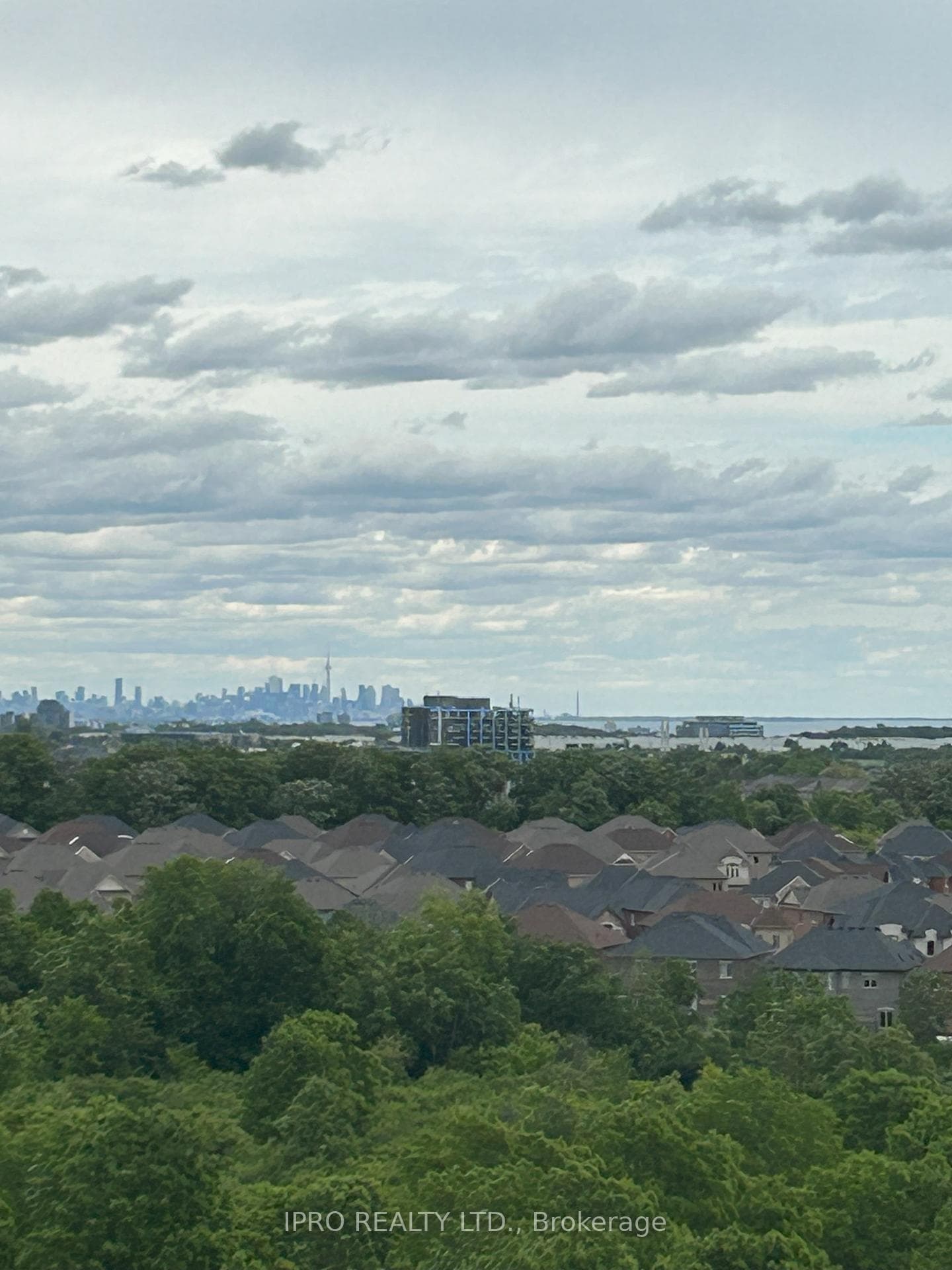 Lake & CN Tower