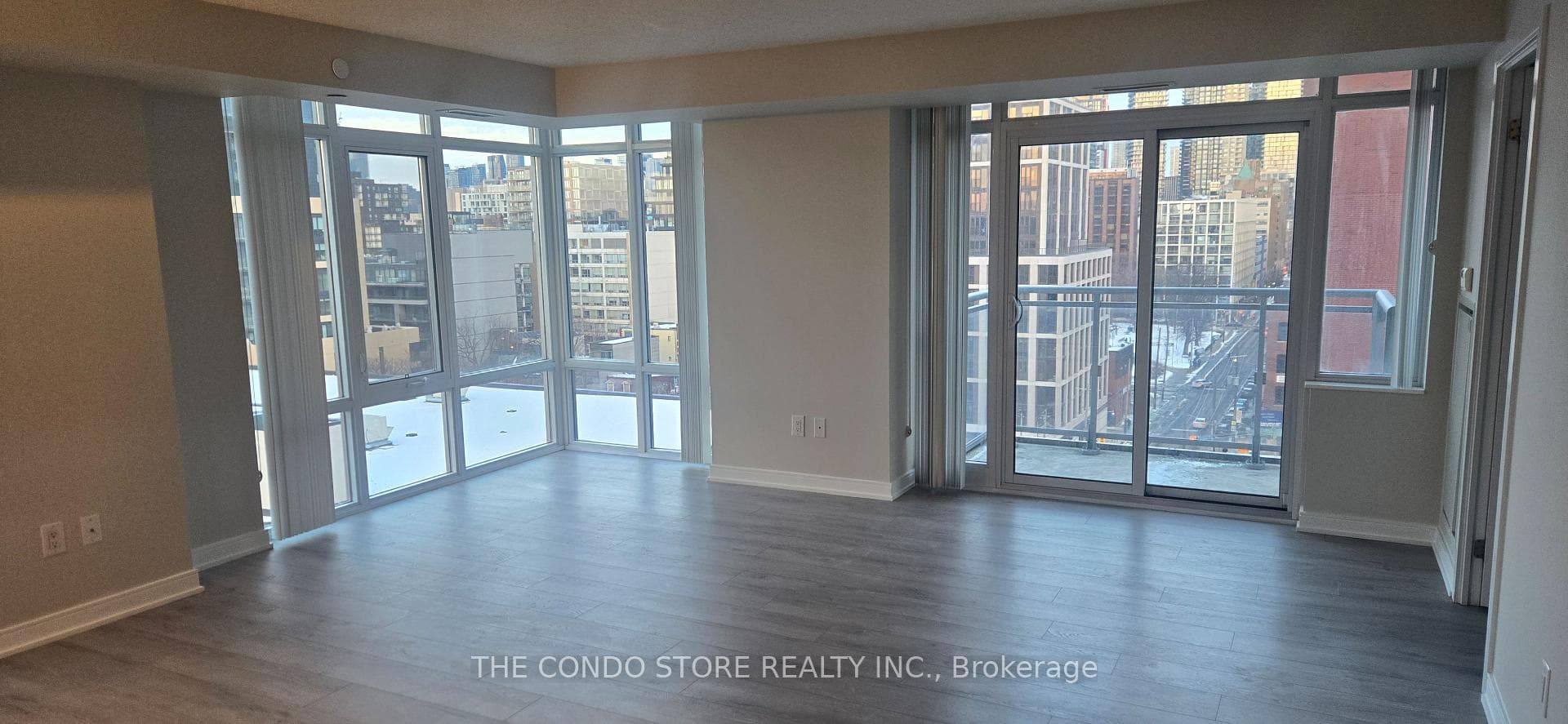 525 Adelaide Avenue Unit 1215 photo 3