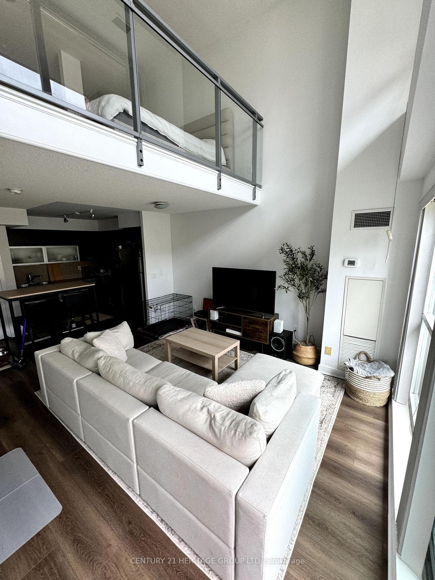 80 Western Battery Road Unit 214 photo 5