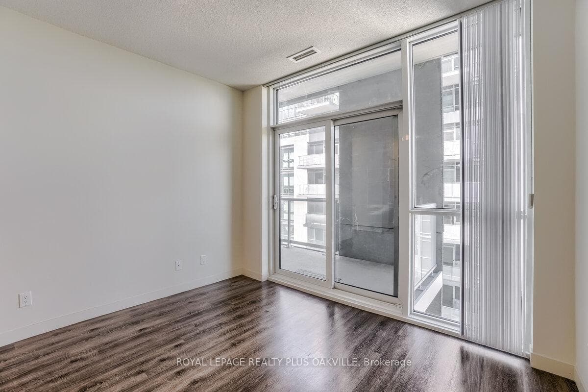 2087 Fairview Street Unit 1701 photo 16