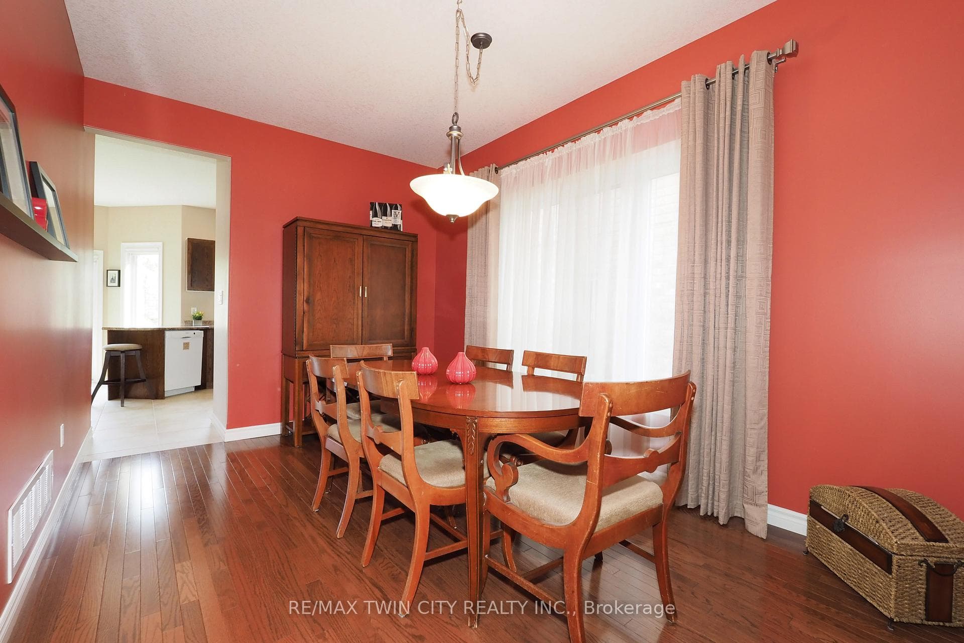 1206 Dunbar Road photo 6