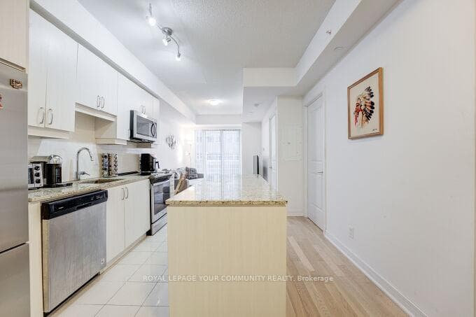 9201 Yonge Street Unit 202 photo 7