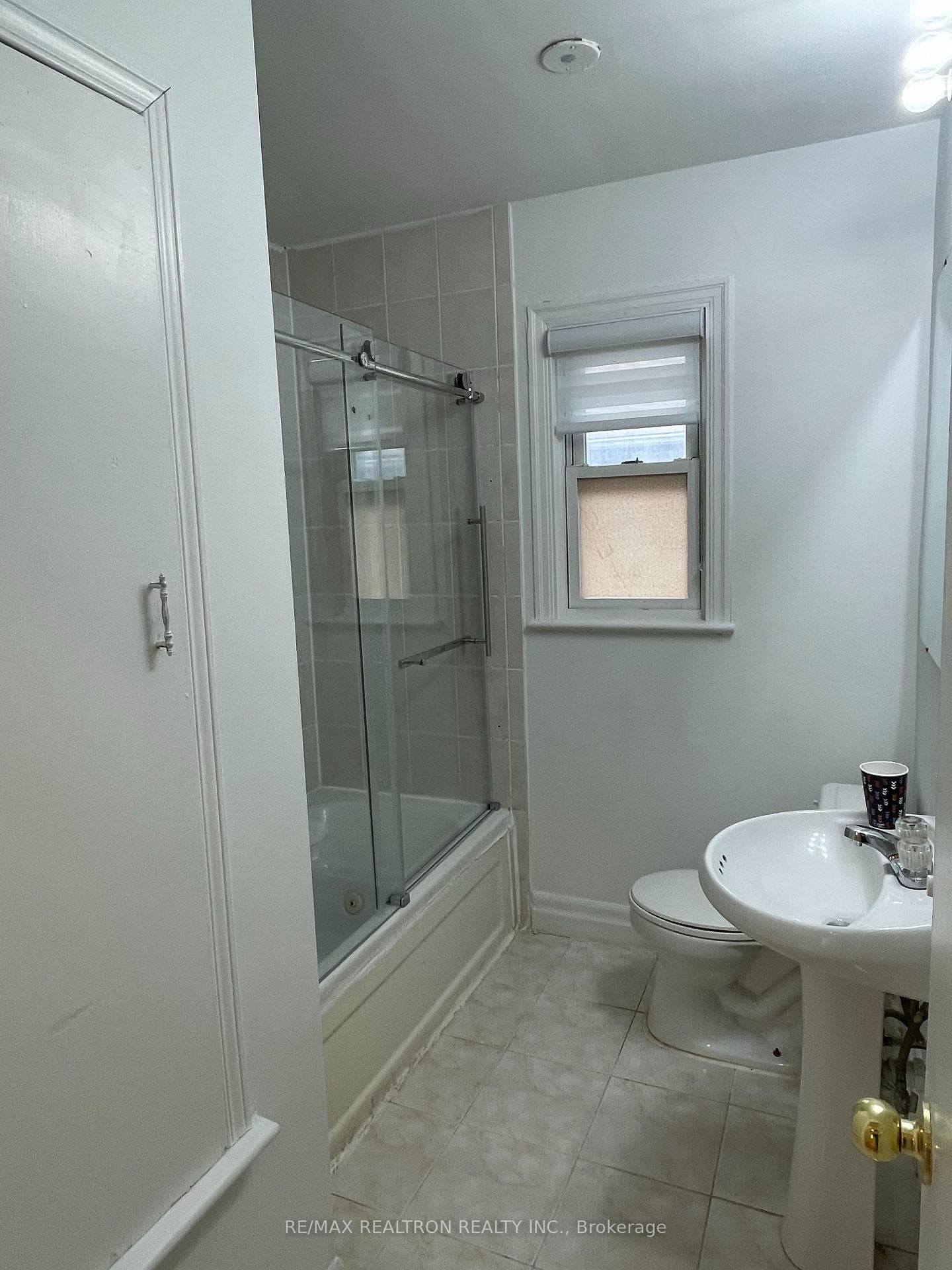 60 Nipigon Avenue photo 5