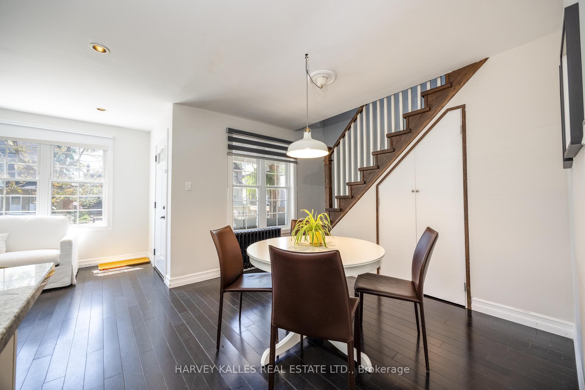210 Gowan Avenue photo 17