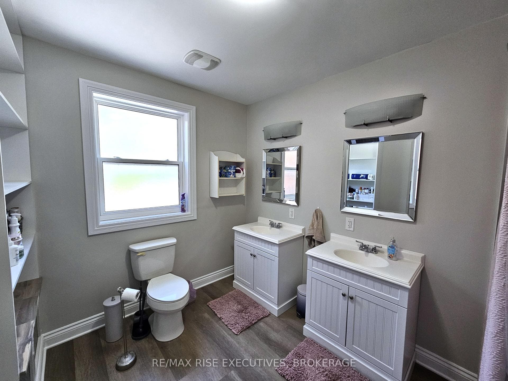 524 Frontenac Street photo 19