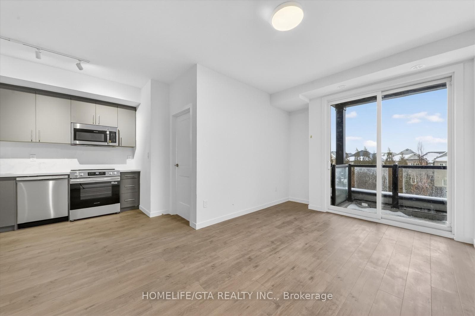 3175 Denison Street Unit 10 photo 12