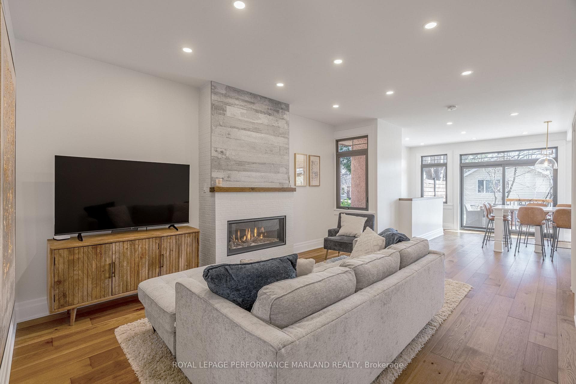 96 Fentiman Avenue photo 5
