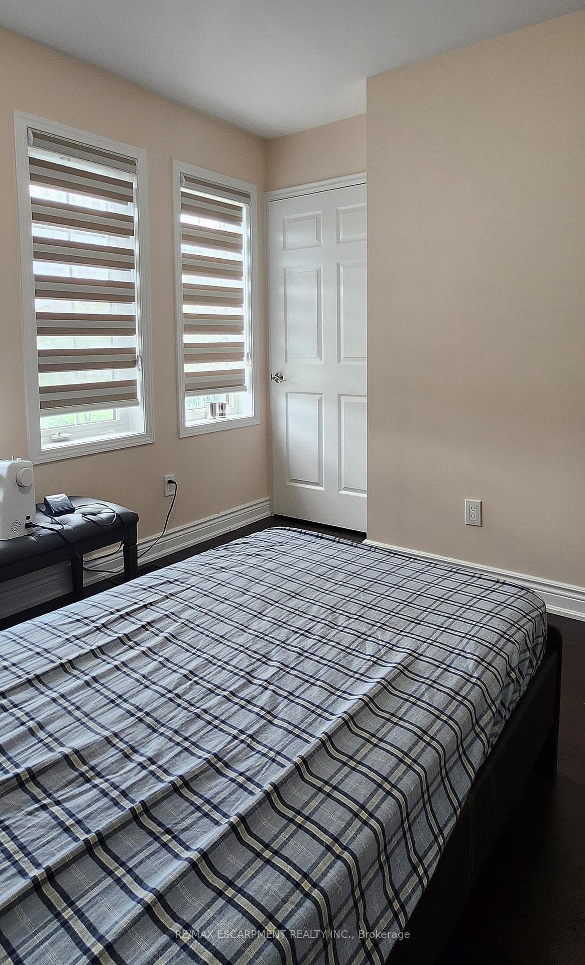 152 Thomas Avenue photo 23