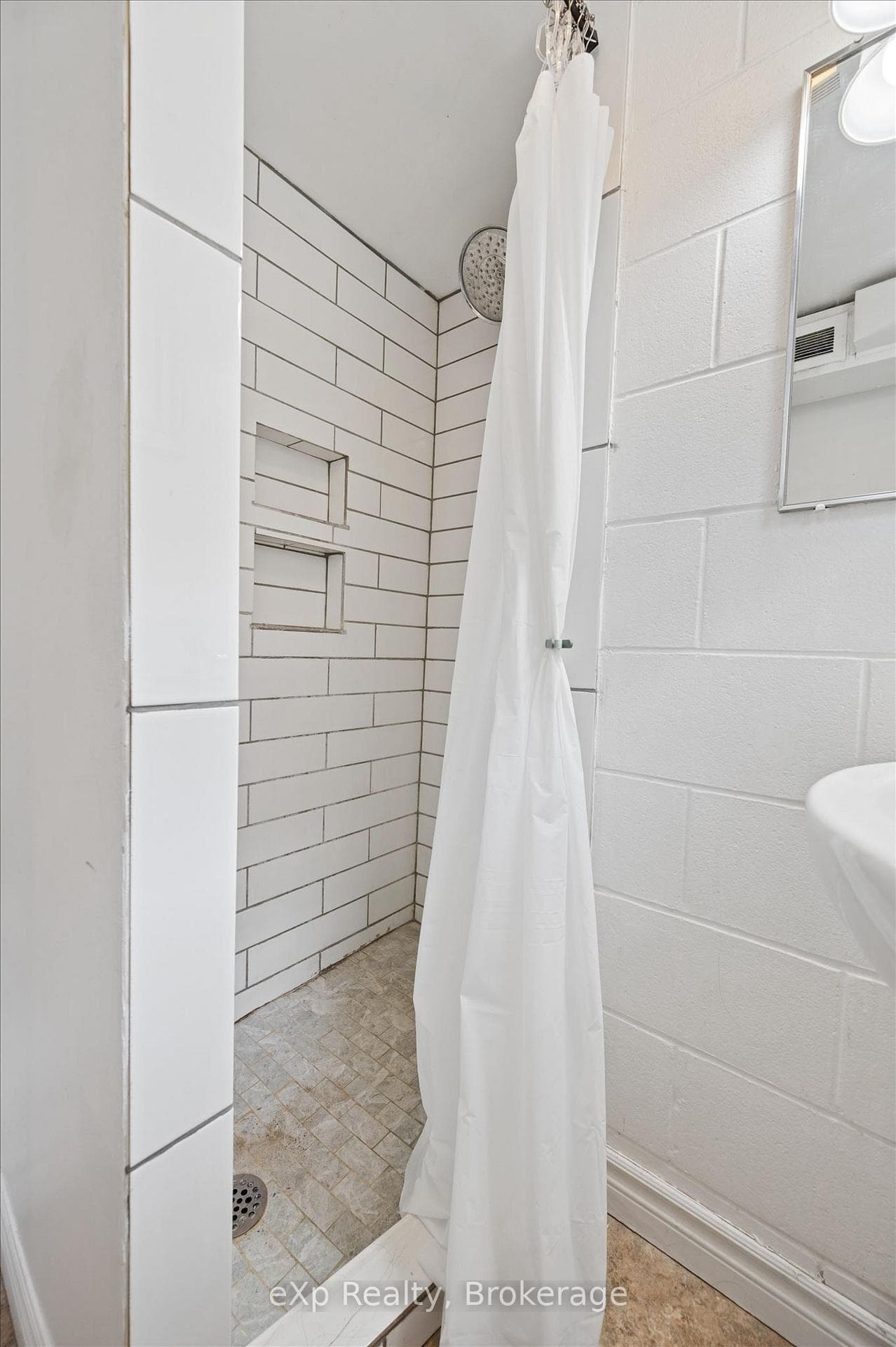 79 Dumbarton Street photo 34