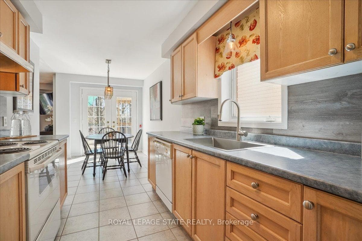 4233 Stadelbauer Drive photo 22