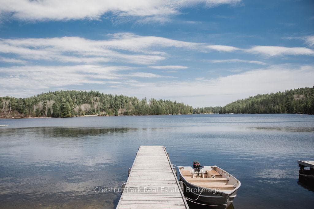 Cassels Lake
