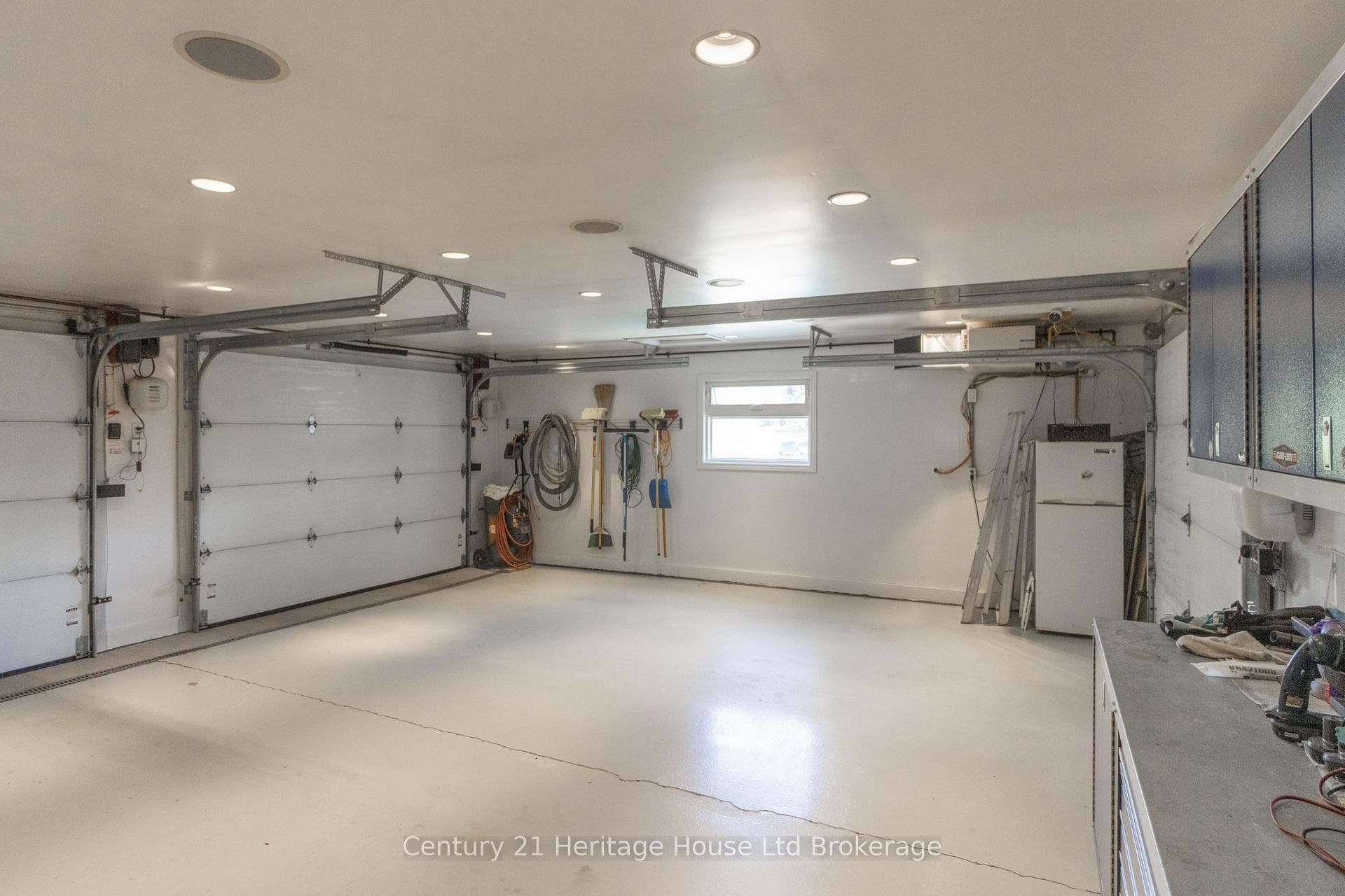 11 Millard Street photo 39