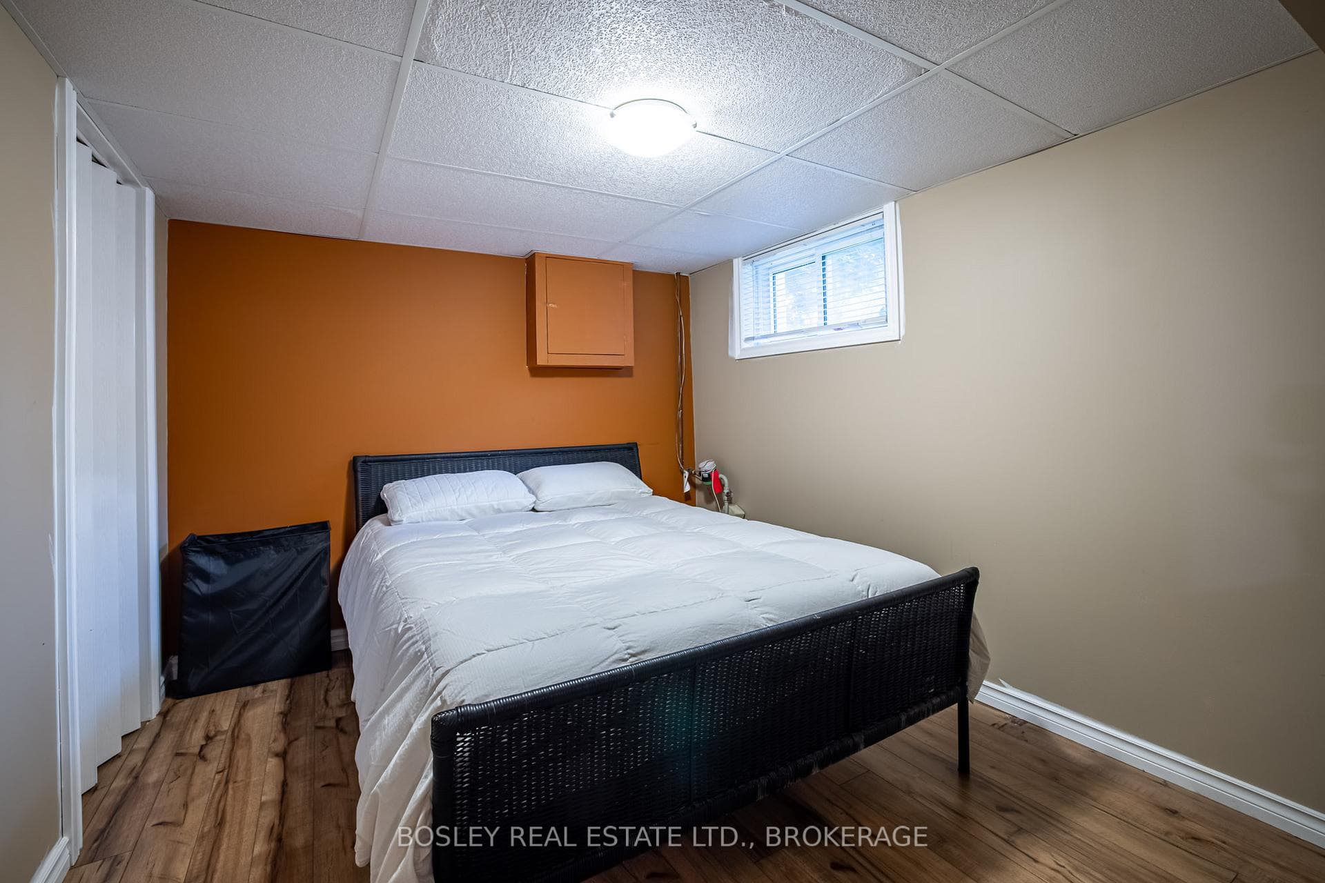 132 DUFFERIN Street photo 23