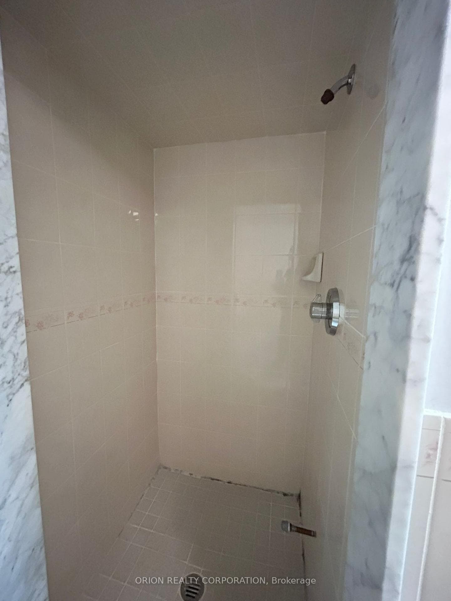 252 Viewmount Avenue photo 28