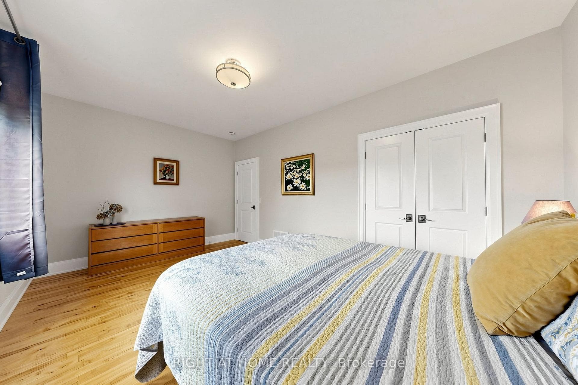 2ND BEDROOM WITH DOUBLE DOOR CLOSET