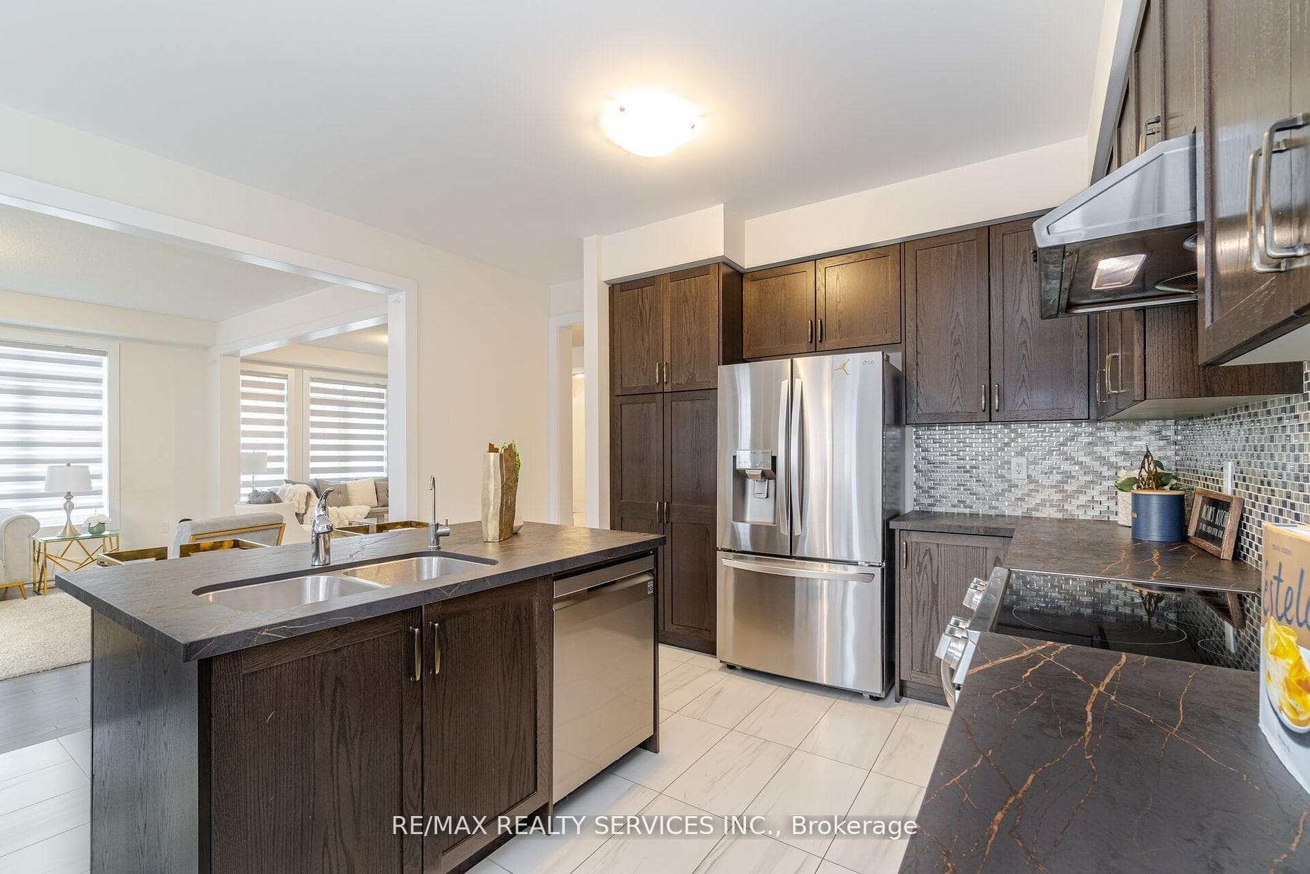 33 Petch Avenue photo 20