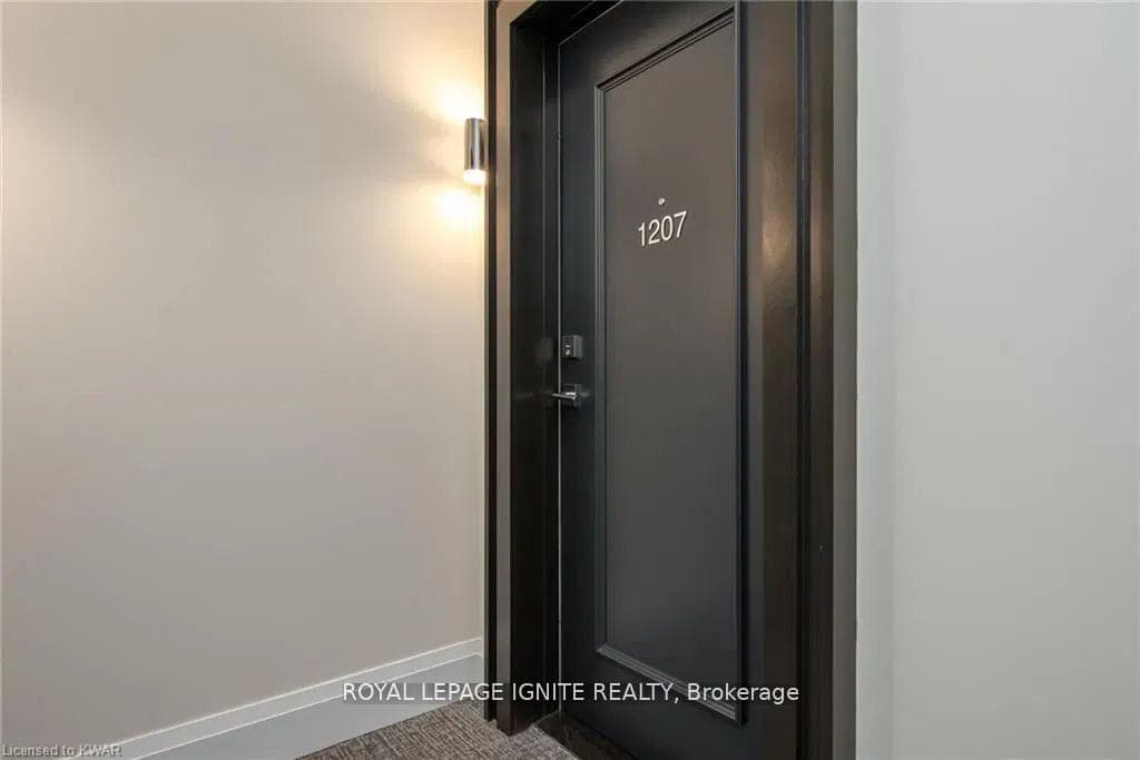 155 Caroline Street Unit 1207 photo 4