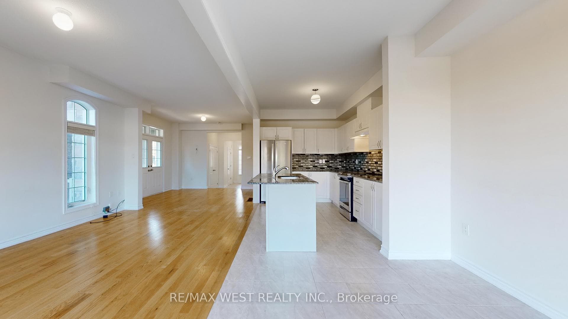 1 Brent Crescent photo 13
