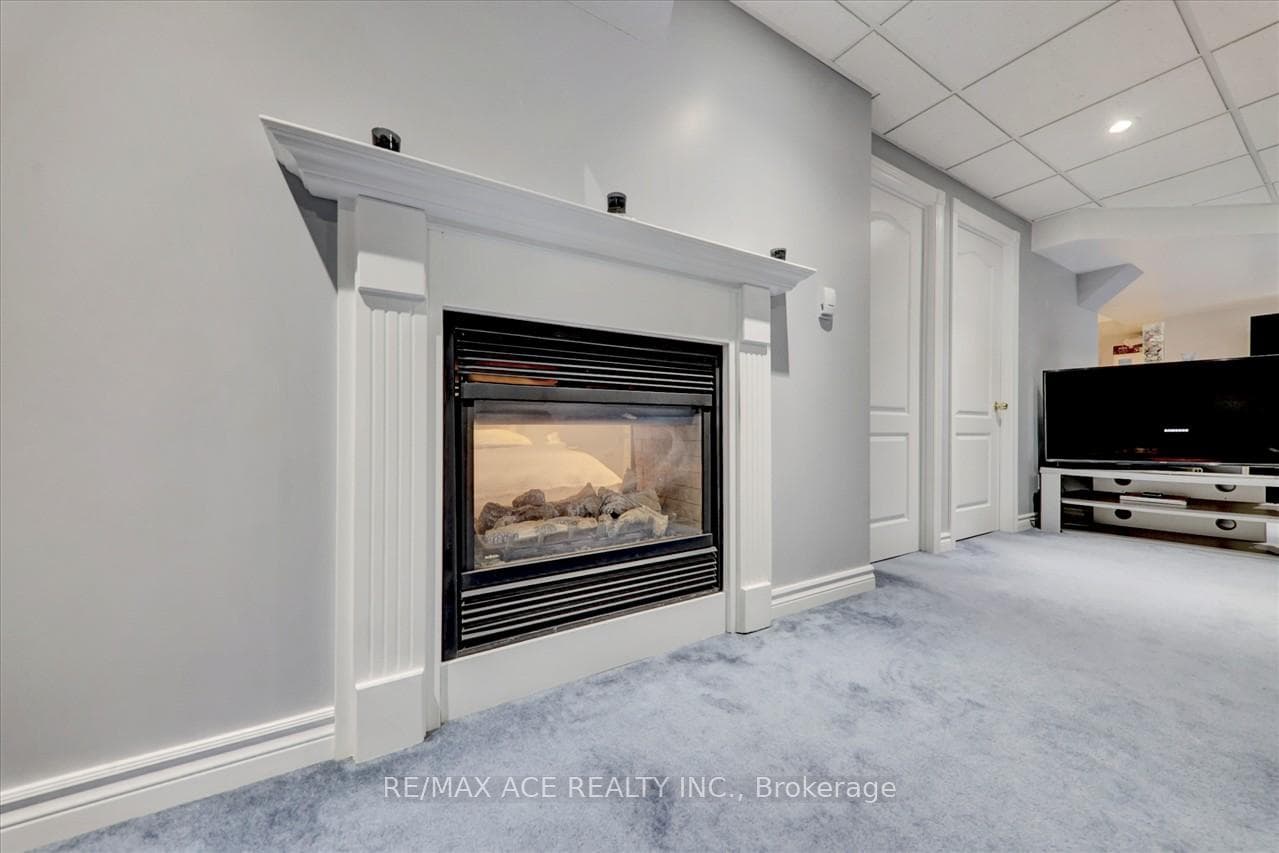 79 Bach Avenue photo 28
