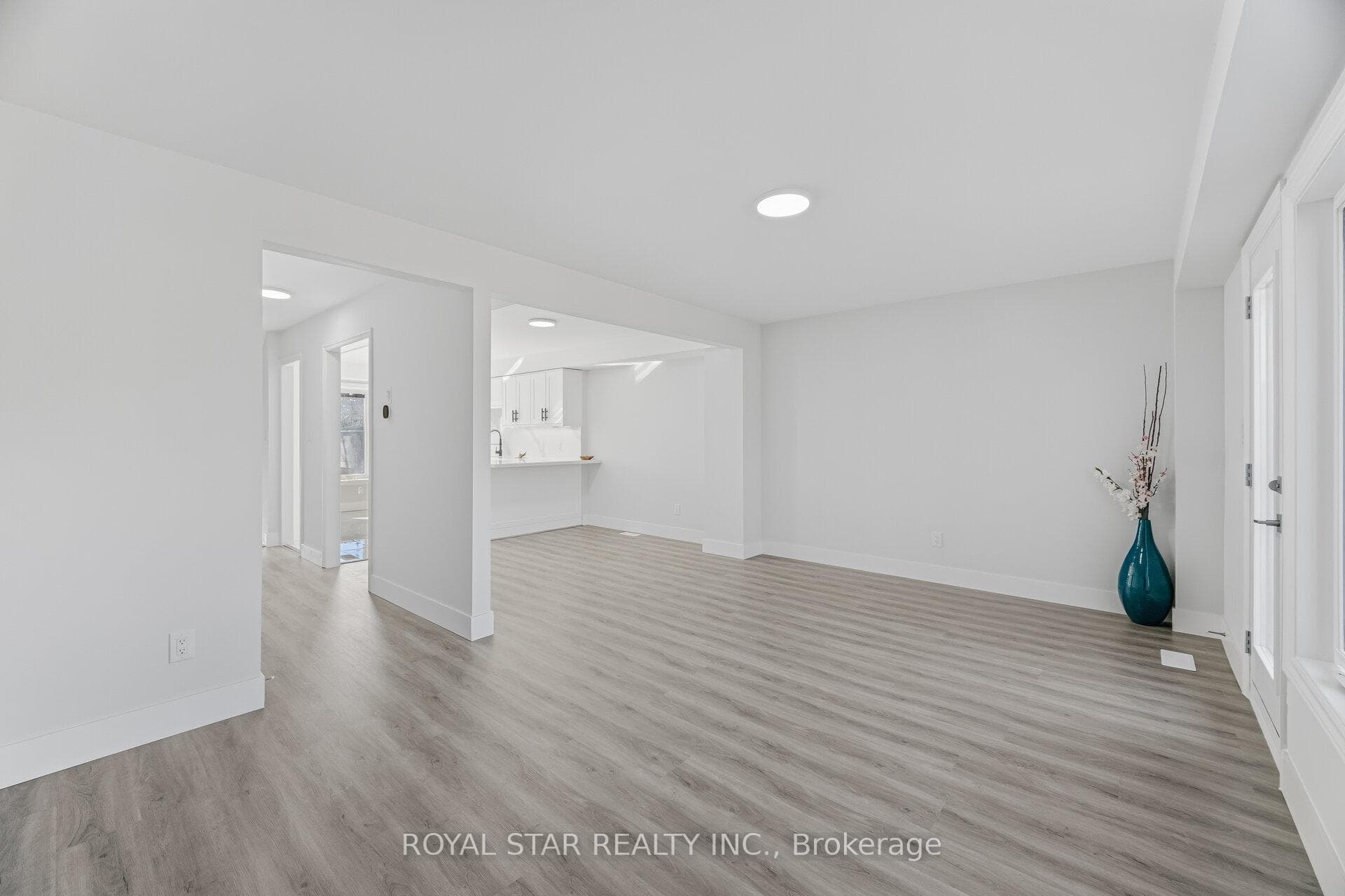 11 Plaisance Road Unit 3 photo 16