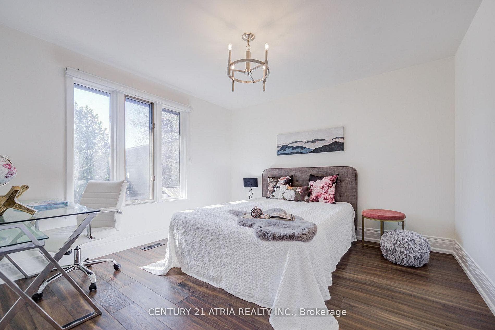 27 Denlow Boulevard photo 29