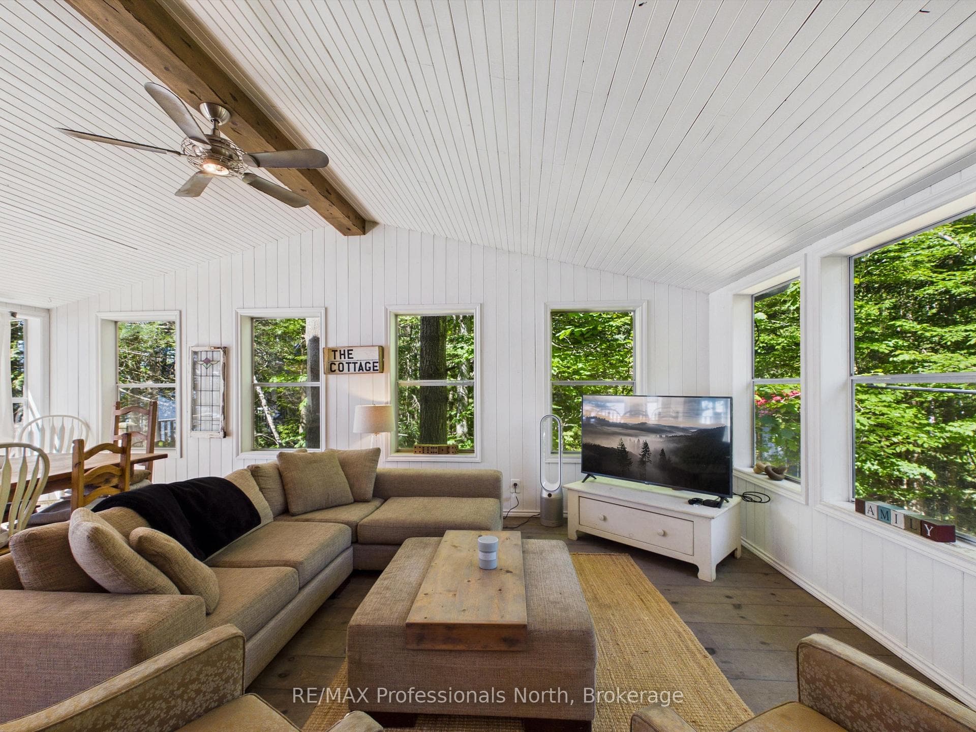 1398 Milne Road photo 12
