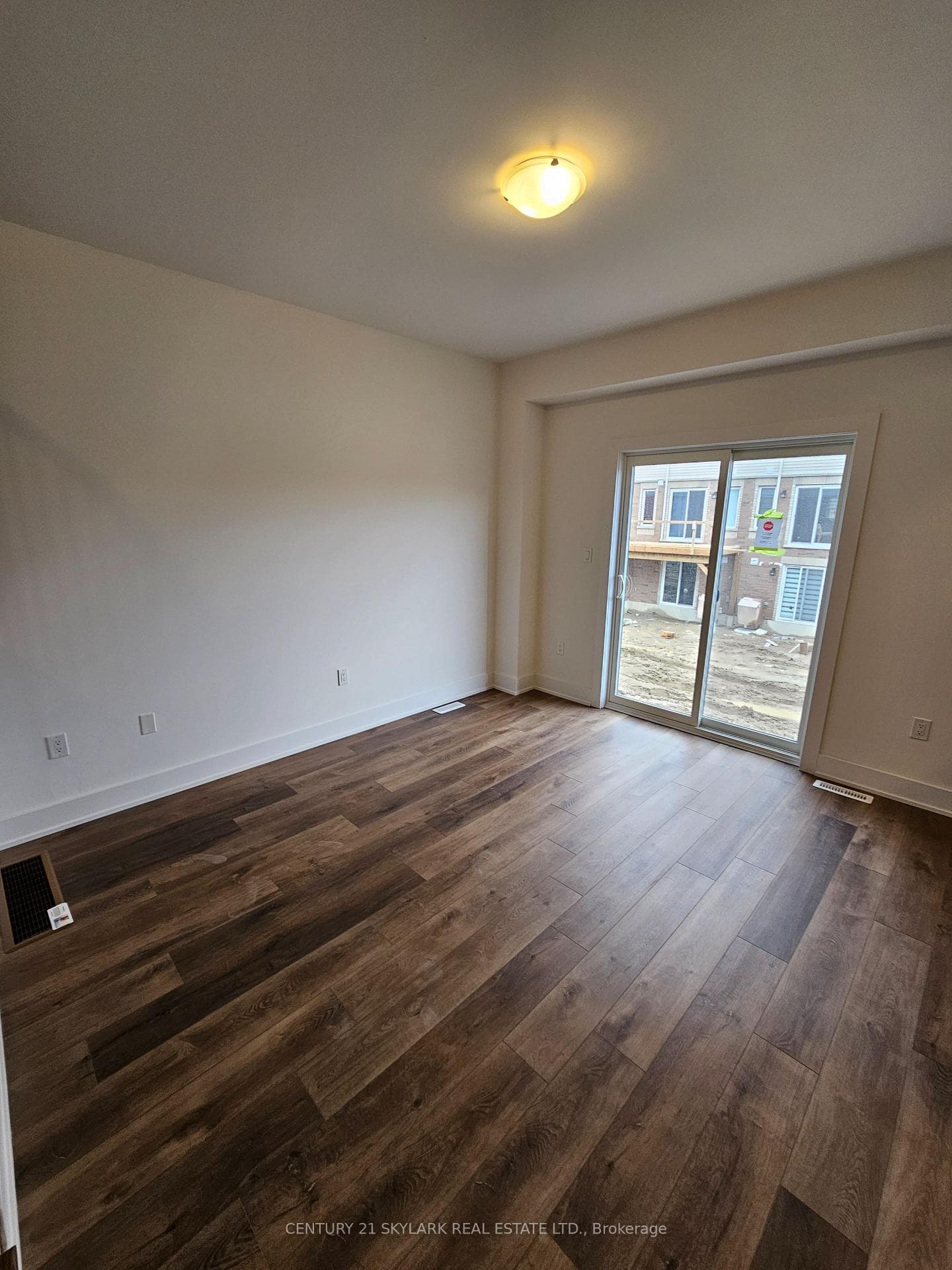 218 Prince William Way photo 9