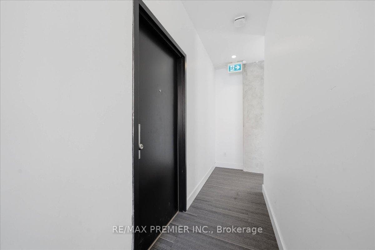 184 King Street photo 9