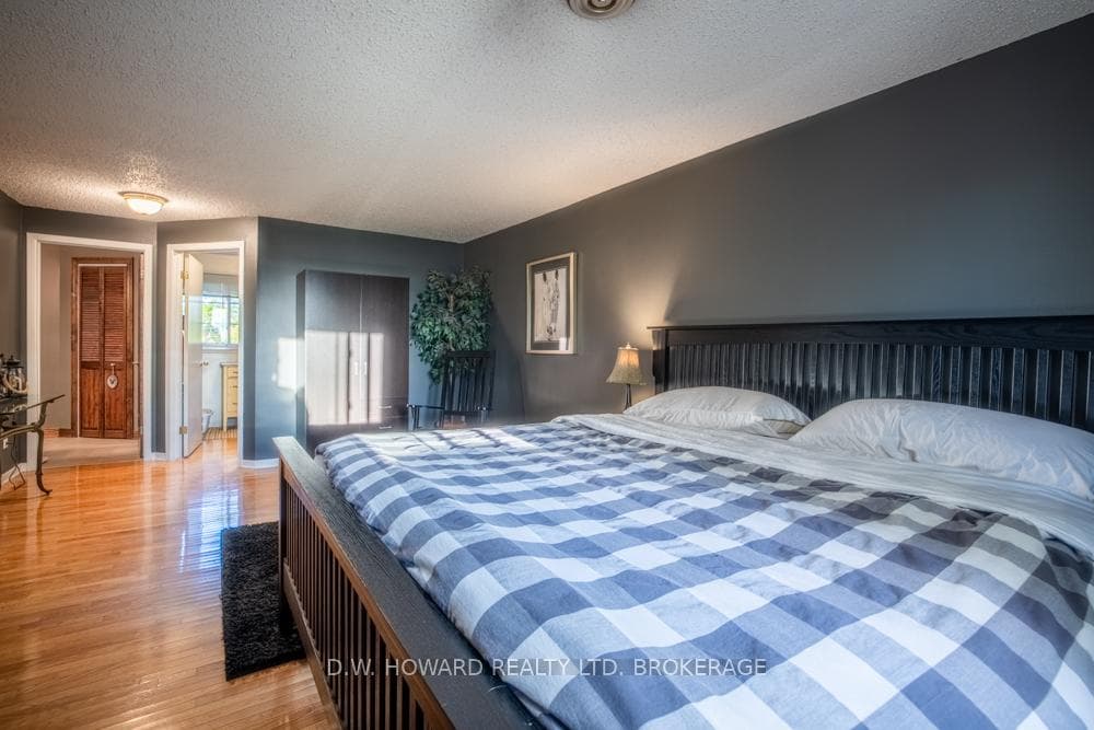 2264 Shisler Road photo 20