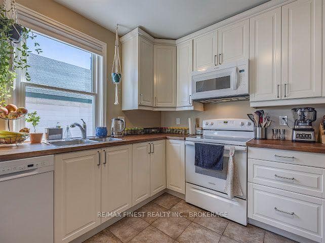 80 Thomas Street photo 27