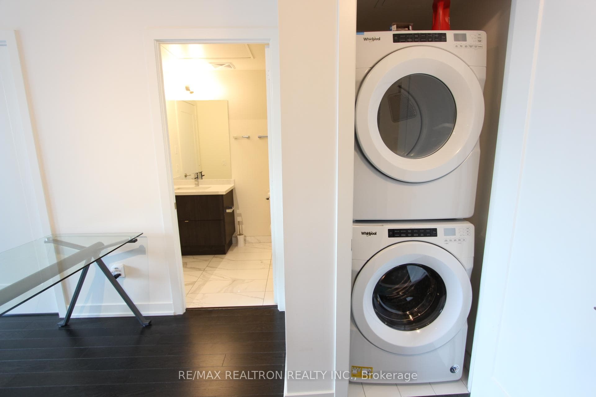 330 Richmond Street Unit 1802 photo 4