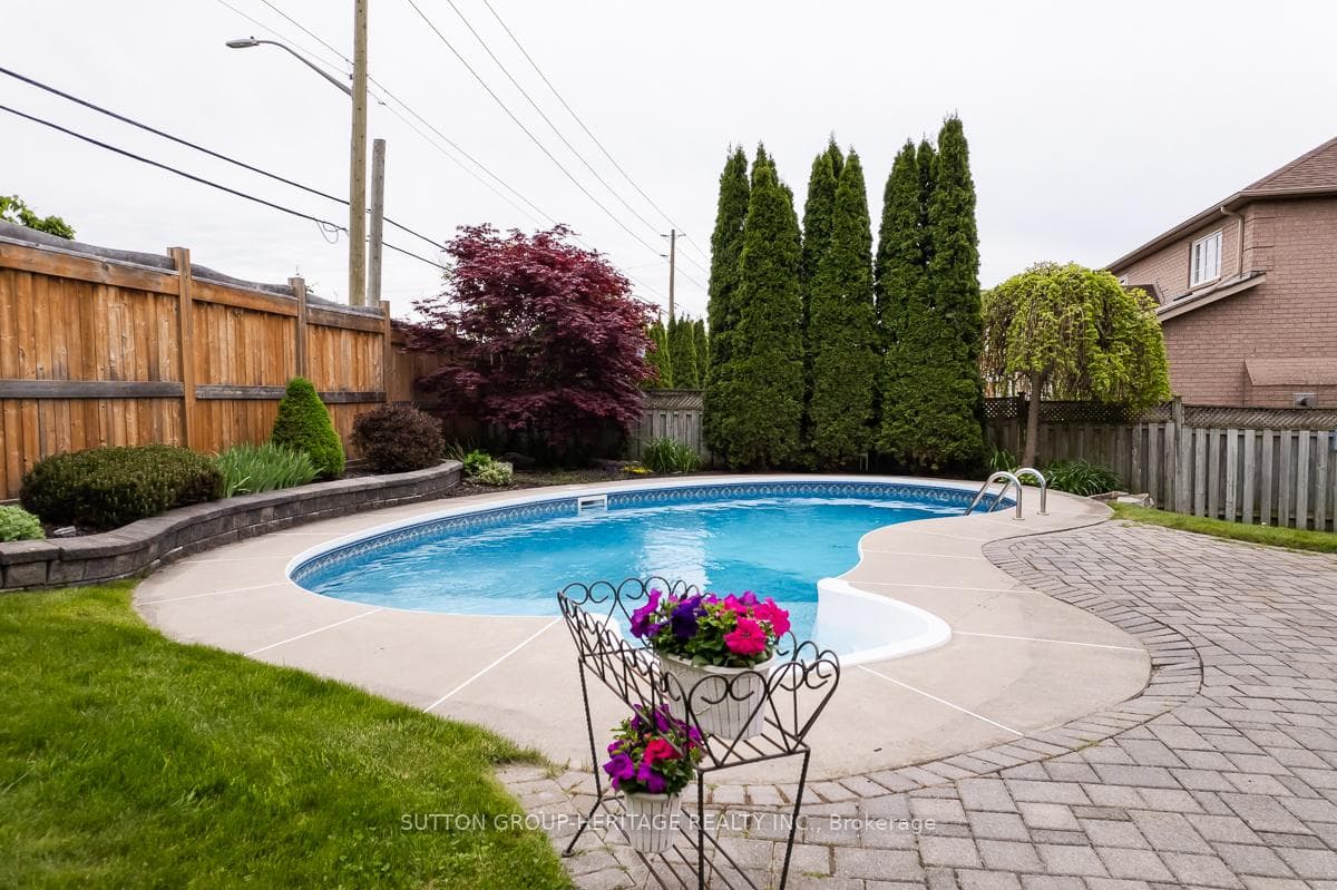 38 Emmett Place photo 31