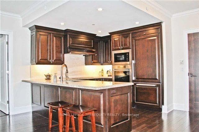 1888 Bayview Avenue Unit 605 photo 10