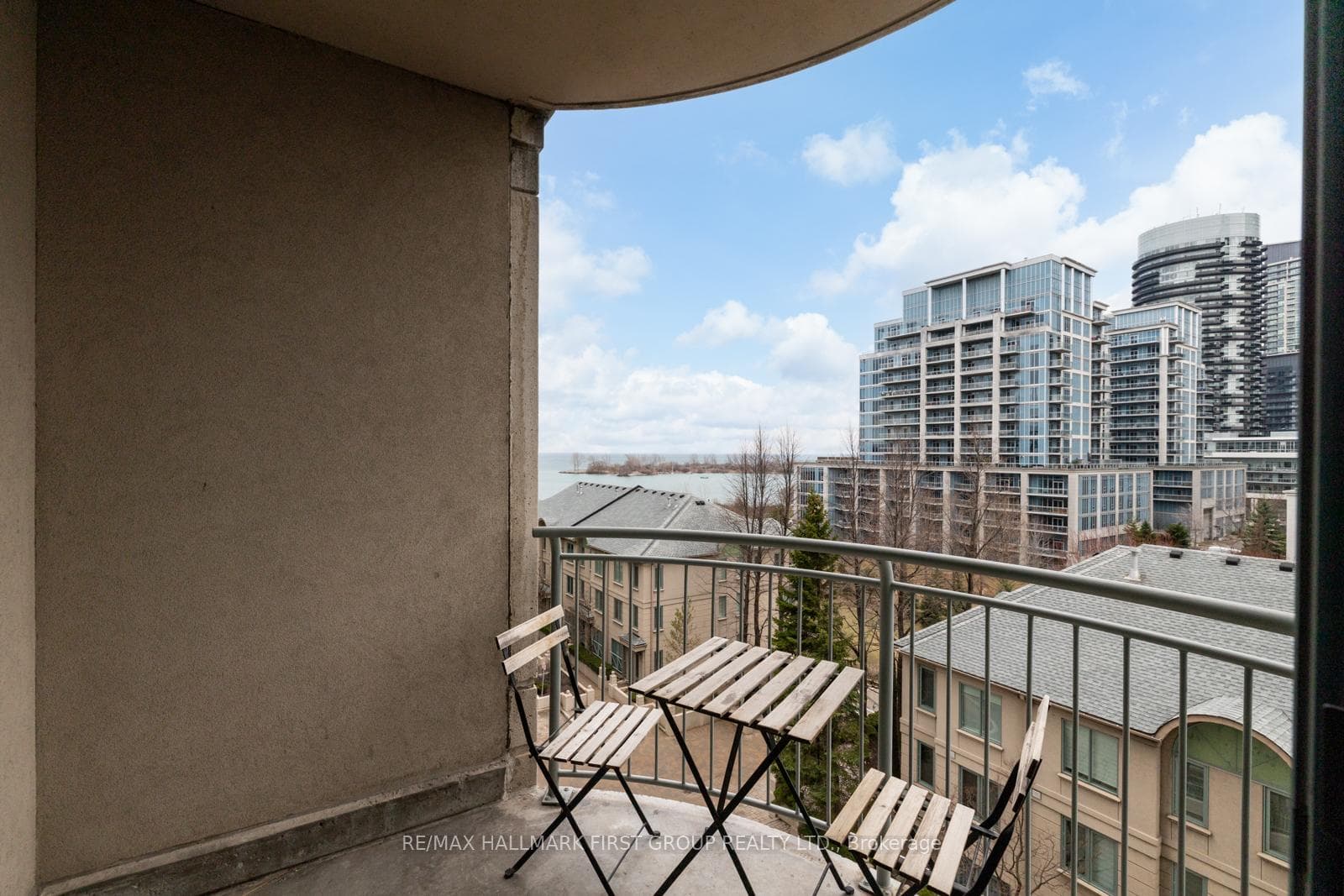2111 Lake Shore Boulevard Unit 705 photo 19