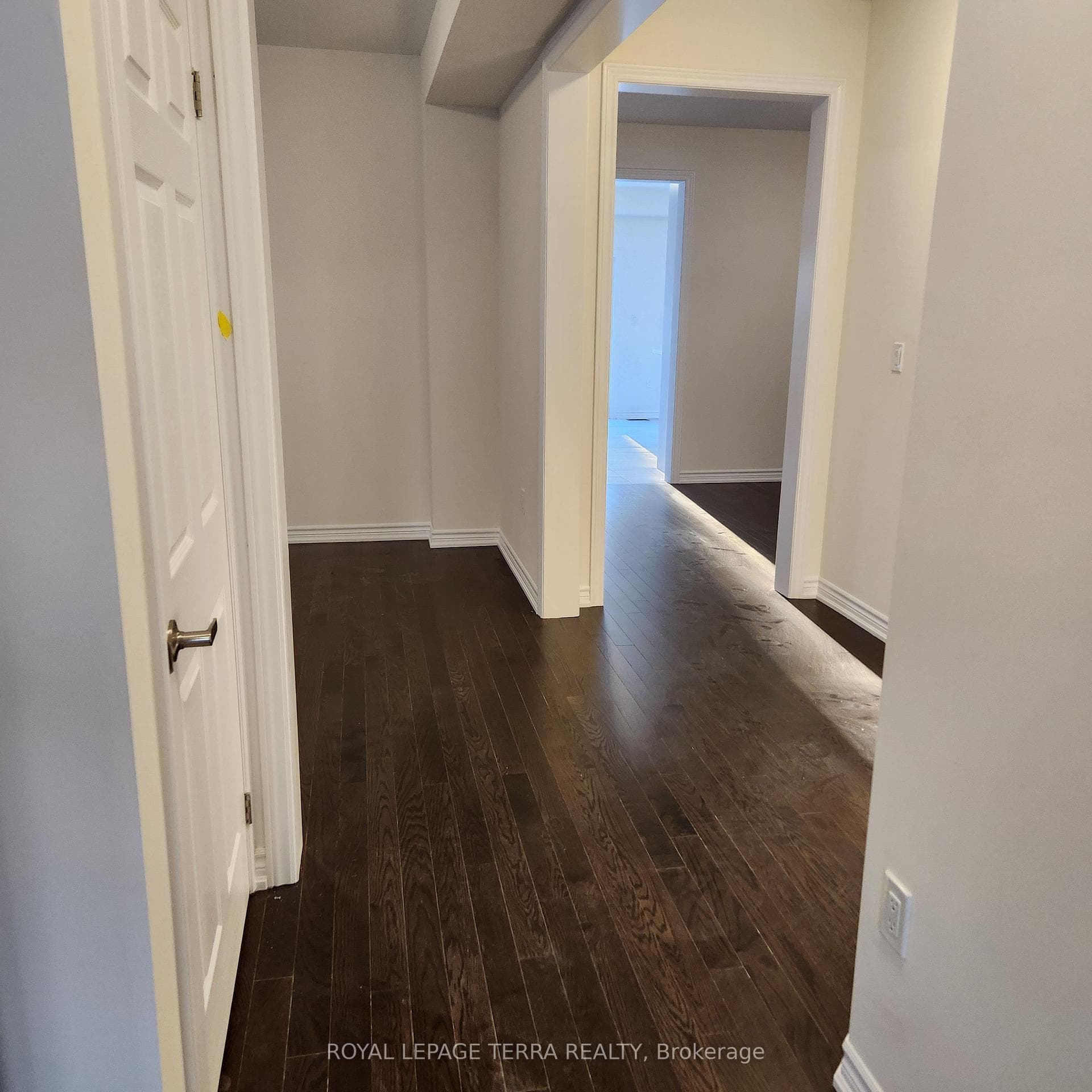 338 Fleetwood Drive photo 4